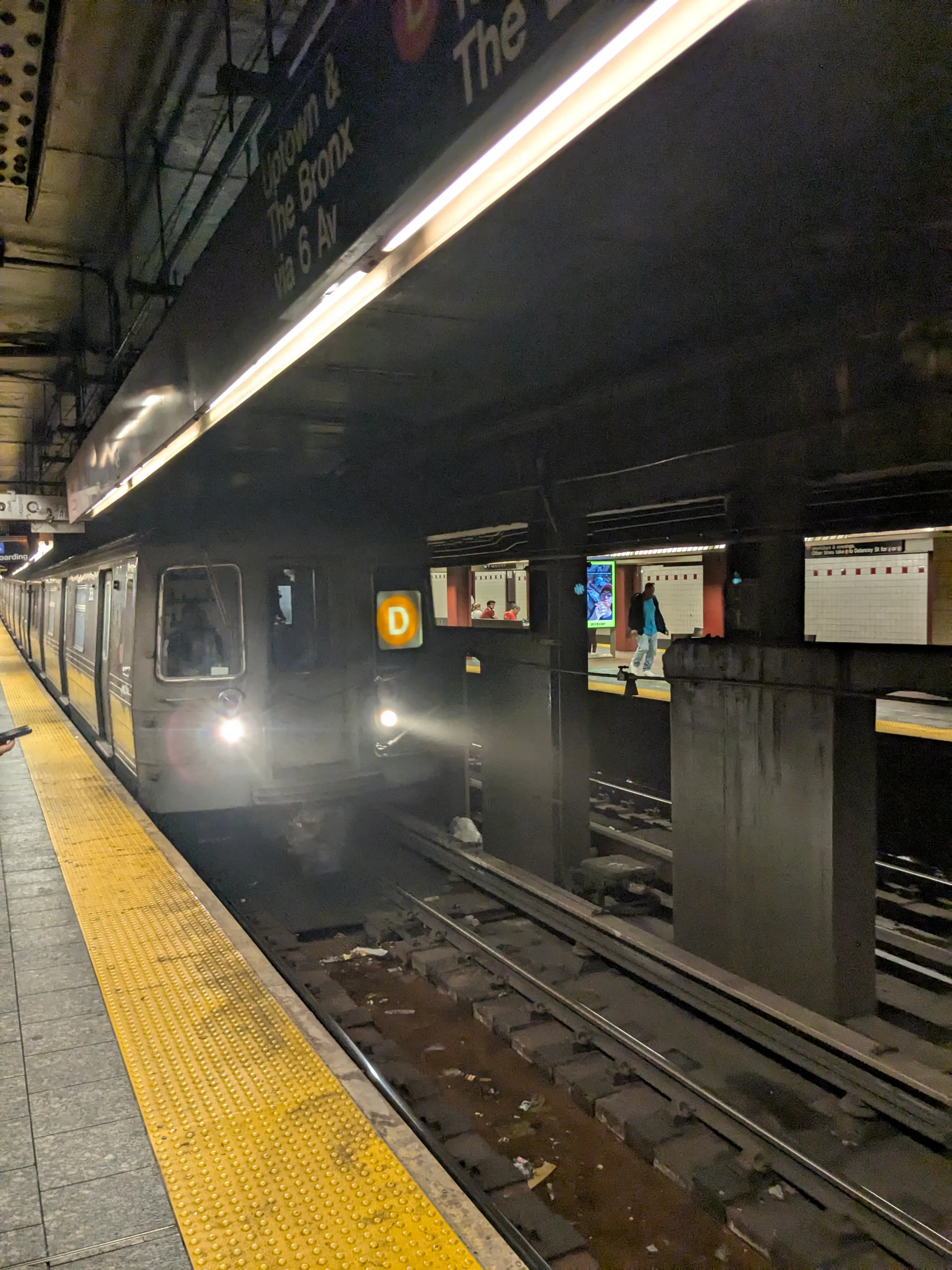 PXL_20250719_222624622